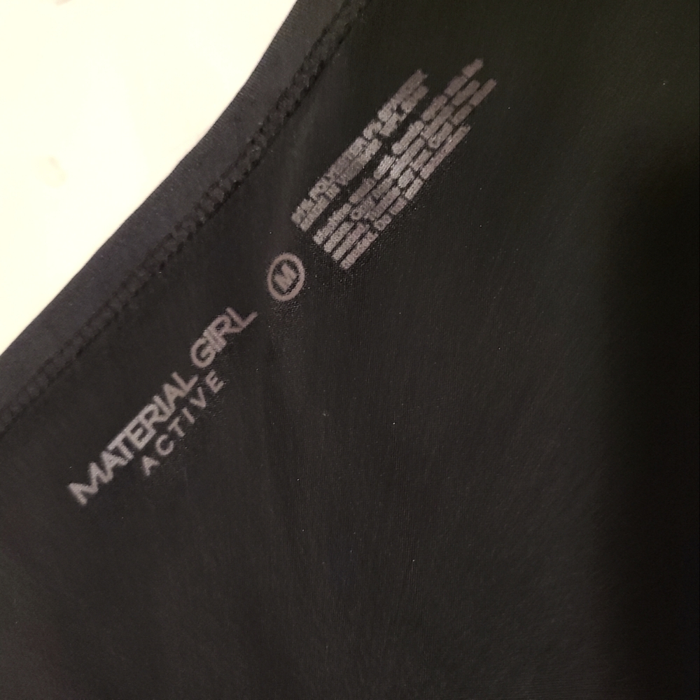 Material Girl Black Active Crop Top - Picture 4 of 4